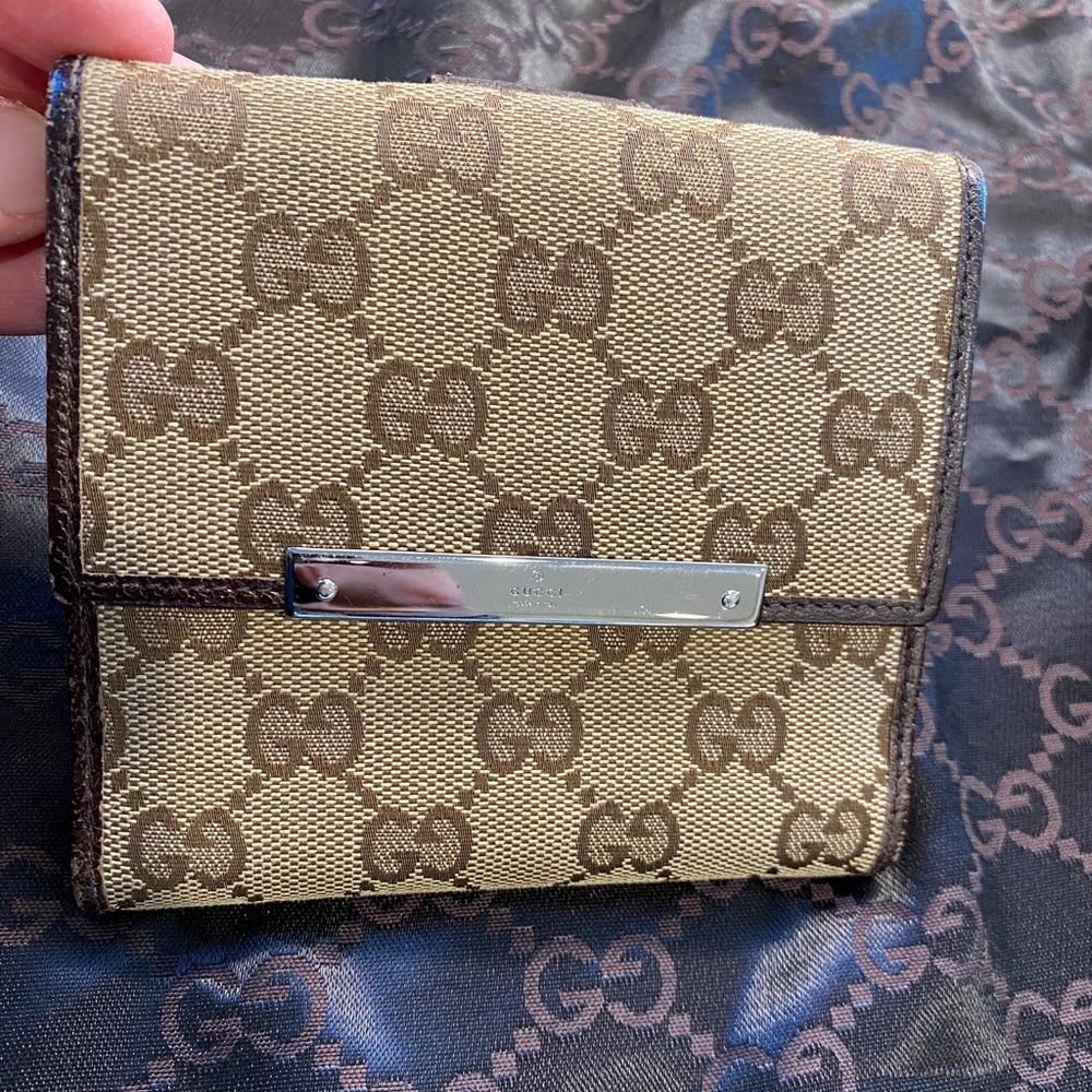 Authentic Gucci Wallet